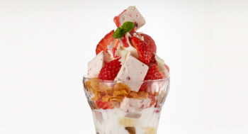 strawberryfair-strawberry-sundae-c.png